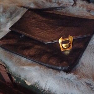 Vintage Shirl Miller Elegant Black Leather Crossbody with Gold Accent